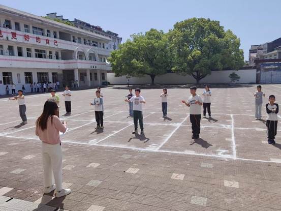 e39b83b64b1531903f8caf12ad541dd